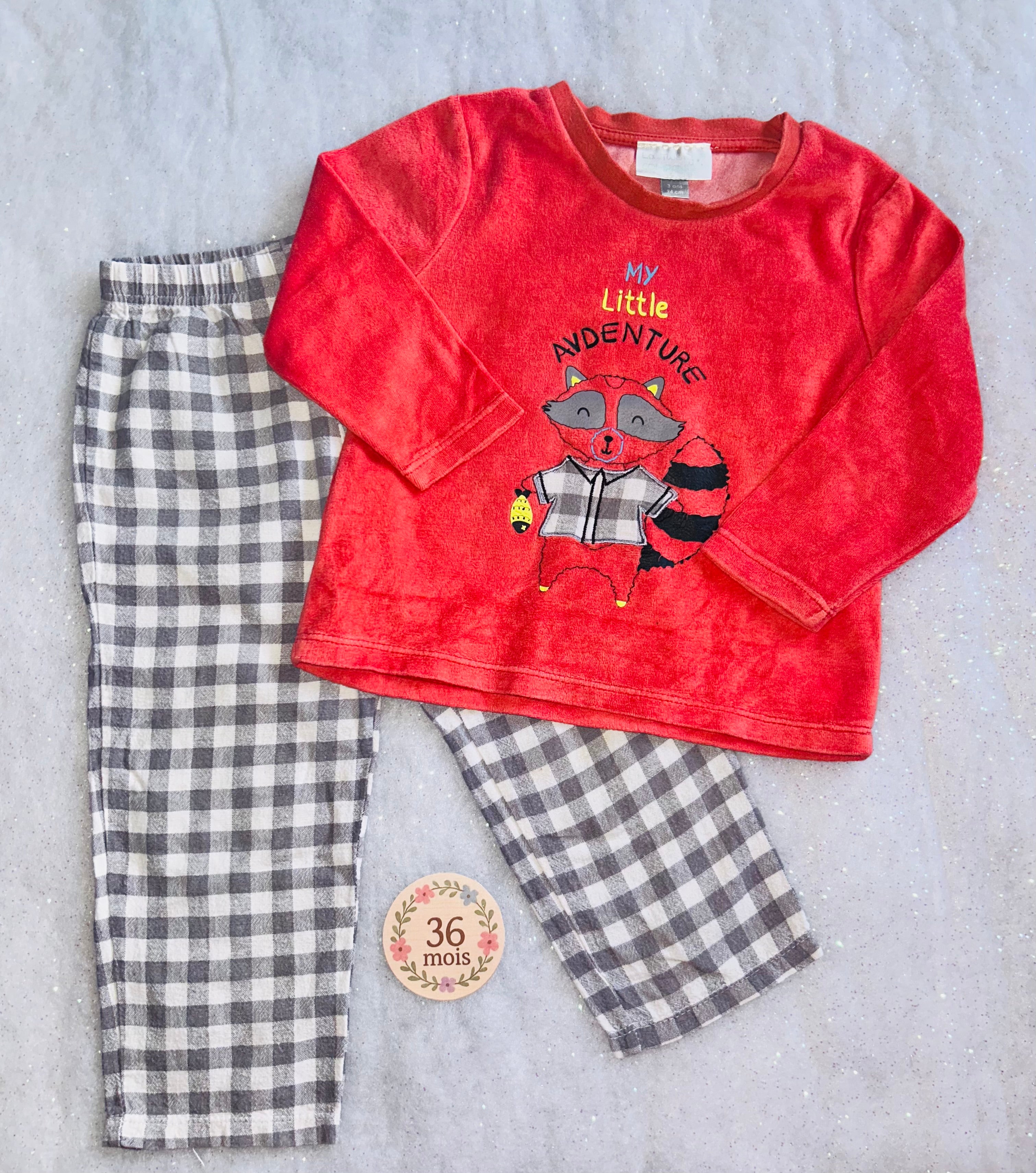 Pyjama La twisty company